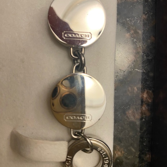 Coach women’s Black and White Circular Charm Bracelet - Picture 3 of 10